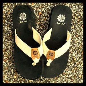Yellow box sandals
